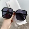 Sunglasses Retro large square frame sunglasses for women retro gradient sunglasses for women transparent lenses for black and white summer Oculos De Sol J240423