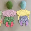 Наборы 2022 Zomer Newtoddler Baby Jongen En Meisje Mode Zachte Flanger Soort Korte Mouw Tops + Effen Kleur Broek 2 Setks