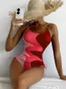 Swimwwear Women Riseado Colorblock Swimsuit One Piece Sexy Femmes 2024 Viscus de baignade à cordon pour les vêtements de plage Summer