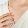 قلادة أزياء Golden Letter Necklace Boho بسيطة من الفولاذ المقاوم للصدأ ماما قلادة عيد الأم هدية المجوهرات الساحرة