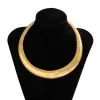 Collane ingesight.Z Esagerata collana a strisce piatte a strisce piatte da donna in oro vintage Tribù africana Wide Metal Choker Neck