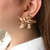 Kolczyki aensoa hurtowy metalowy złoty kolor kwiat duży kolczyki dla kobiet 2021 Nowy moda kwiatowe kolczyki Prezent biżuterii