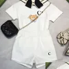 Kledingsets Kids Baby Designer Set Kinderen Tweede stuk pakken Kleed Shorts Mouw met letters jongens meisjes plaid peuter drop levering otr3j