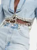 Twotwinstyle eklenmiş elmas püskül denim kadınlar için iki parça set uzun kollu ceket yüksek bel mini etek moda seti 240412