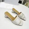 Designer Sandalen Frauen Hausschuhe Schuhe Sandalen Designer Slides Trainer Schieberegler Slider Frauen Dhgate Modebereich mit Schachtel Knochen weißer Harz Sand Strand Schose Größe 35-42