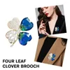 Broscher Lucky Green Four-Leaf Clover Crystal Brosch för kvinnor Färg Poin Peace and Health Plant Jewelry Wedding Dress Je V4x3