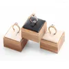 Smycken påsar träring display stativ ringar arrangör hållare show props box förpackning läder och sammet fodral