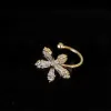 Brincos coreanos coreanos de clipes de orelha de flor de cristal sem perfuração de brincos para mulheres jóias de festas de casamento de mangueira borboleta de borboleta