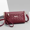 Bag Womens 2024 Lingge Fashion Маленький мини -многослойный многослойный ручный ручной работы упрощенное одно плечо.