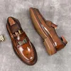 Klänningskor Fashion Men's Loafers Luxury äkta läderslip på svartblå formella män kontor bröllop casual oxford