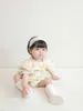 Rompers Fashion Flower Print Baby Girl Korte mouw Bodysuit katoenen prinses Kleding 2023 Zomer nieuwe baby jumpsuitkleding H240423