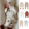 Één-stuks 024M Pasgeboren kind Baby jongens Kleding Spring afdrukken Romper Schattige zoete katoenen jumpsuit Lange mouw Herfst herfst Baby-outfit