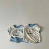 Conjuntos de roupas 2023 verão novo bebê sorvete fofo para impressão de roupas infantil menino menino de manga curta camiseta 2pcs algodão xadrez shorts xadrez h240423