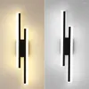 Wandlampe moderne LED LED LIGHT REVOLING INNOOR LANGE HAUSBEDAMME Treppe Wohnzimmersofa Hintergrund