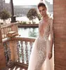 Berta bröllopsklänningar spetsar 3DFLORAL Appliques Sheer Long Sleeves Brudklänningar Sexig bröst Exponerad Aline Wedding Dress med OVSK1415439
