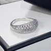 バンドHuitan Bling Bling Cubic Zirconia Weddingbands Rings for Women Silver Colury Luxury Fashion Female Fingerring Party Jewelry