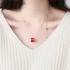 Fashion Luxury Blarry Designer Collier Little Red Man Collier Clavicule Rose Gol Spring Céramique Bijoux avec logo et boîte-cadeau