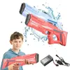 Les jouets électriques sur le pistolet d'eau éclatent les enfants à haute pression forte énergie eau automatique pulvérisation d'eau enfant pistolet jouet 240412