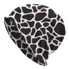 Bérets Cow Hide Dalmatian Dog Bonnet Chapeaux en tricot Street Street Skullies Bons de camouflage pour femmes Spring Warm Wrap Cap