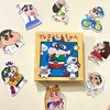 Crayon Shin-chan 귀여운 만화 스티커 Kawaii 주변 장난감 장난감 노트북 트렁크 핸드 계정 장식 사랑스러운 휴가 선물 240422