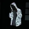 Kvinnor Reflective Jacket Hooded Windbreaker Coat Waterproof Women Hip Hop Zebra Stripe Streetwear Skateboard Night Shining Jacket 240421CJ