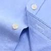 Erkek% 100 Pamuklu Ekose Damalı Uzun Kollu Oxford Gömlek Ön Yama Göğüs Cep Düğmesi Stripted Çok Yönlü Günlük Gömlekler 240418