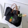Shoppingväskor ananas roliga tryckta kvinnor lady beach väska duk på handväska arbetsgåva till vän droppe