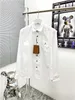 デザイナーメンズカジュアルシャツ品質デザイナービジネスティークラシック長袖シャツボタンアップシャツソリッドカラーレター春秋のブラウスプラスサイズM-3XL T9