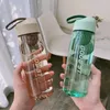 Copos de copos do sexo masculino e feminino garrafa de água Filtro portátil Filtro prático de chá espacial com plástico em escala