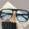 Occhiali da sole 2022 telaio di grandi dimensioni da donna alla moda uomini che guidano bicchieri da sole Sport da sole Vintage Brand Design Shades Eyewear Uv400 2024