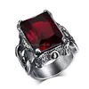 Anillos de clúster Anillos de clúster Góticos Gemstones Ruby Ruby Diamantes de circón rojo para hombres Joyas de acero inoxidable de titanio Bijoux Bague Pu Dhrn5