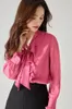 Blouses voor dames Franse stijl Rose Red Ruffe Collar Shirt met lint lente 2024 Elegante forens Chiffon Chiffon lange mouw top camisa feminina