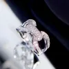 Zespoły Huitan Unikalny projekt Nowe pierścionki dla kobiet luksusowe wesele akcesoria imprezowe z sześcienną cyrkonową biżuterią lamlingową damą