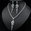 Collier et boucles d'oreilles en or argent de haute qualité