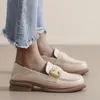 Casual Shoes Women Loafers 2024 Spring British Style Metal Decor Leather 34-43 Stor storlek Female Soft Sole Office Low Heel Flats