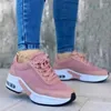 Sapatos casuais European e American Trendy Sports Feminino para o outono 2024 Single de confortável porte de tamanho grande