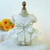 Hundkläder Bow Decoration Pet Outfit Elegant Wedding Party Dress med ärmar Fashionabla Fancy Clothes for Special