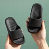 Kids sandalen zomer peuter kind buiten sportschoenen jongens meisjes meisjes baby zachte slippers slippers strand water slippers indoor dia's 240422