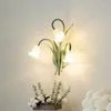 Wandlampen eenvoudige gang achtergrond LED LICHT NODERS SLAAPKAMER BEDBADBOEDBOOM LAMP Moderne woonkamer glazen tuinarmaturen