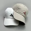 Tappeti a sfera morbida ricamata a una lettera cappelli da baseball coreani uomini donne ombreggiatura in moda semplice snapback versatile versatile