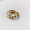 Популярный высококачественный дизайн мужской и женский рингейн, пьяный, легко сопоставить кольцо для модных модных пар парня, налоили с оригинальными кольцами Carrtiraa