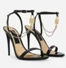 العلامة التجارية الأنيقة Calfskin Women Keira Sandals Shoes Charm-Embilled Chain and Lock Shiletto Heels Lady Party Wedder Dress Lady Footwear EU35-42