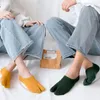 Mens Socks Summer Par Tabi Cotton Women Män kammade två tå Sock Non-Slip Invisible Andningsbara Solid Low Cut Boat Drop Delivery Appa Dhav7