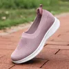 Casual schoenen Donkere maat 37 Luxe ontwerper Vulcaniseer Beige Woman Boot Green Sneakers Sport Gifts Authentic Promo Shuse