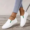 Casual Shoes Spring Summer Women's Flat White Pu Leather Slip On Woman Bekväm mjuk enda loafers för kvinnor