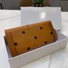 Hoge kwaliteit Designer Wallets Luxe vrouwen Portemonnees Letters mode veroudering metaal m decoratieve gesp gespierde zipper portemonnee creditcardhouders koppelingszakken