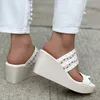 Slippers Women's Rivet Platform Wedge 2024 Summer Open Toe High Heel Slides Shoes For Women Outdoor Square Ladies Sandals