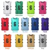 Soccer 6/12 PCS Vuxna Soccer Pinnies Snabbtorkning av fotbollslagtröjor Sports Soccer Team Training Numbered Bibbs Practice Sports Vest