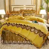 Ensembles de literie European Mandted Velvet Duvet Cover Set Double lit King Size broderie Lace Lace Luxury Quilt Color Couleur 2 taies d'oreiller Soft