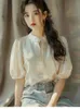 Kvinnors blusar satin kinesisk stil skjorta sommar siden fast vintage lös kort ärm kvinnor toppar modekläder ycmyunyan